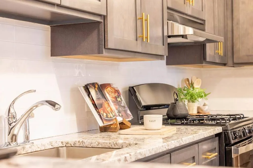 Apartament Designer Apt For 6, City Views, Near Times Square! Nowy Jork