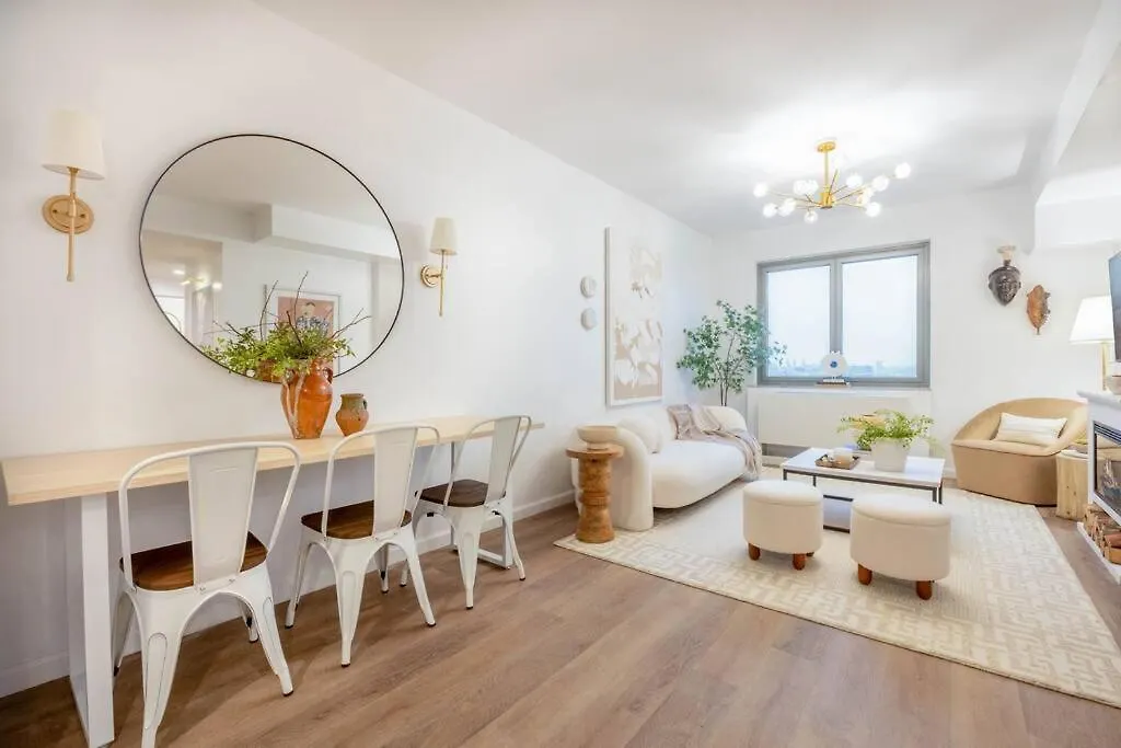 Apartament Designer Apt For 6, City Views, Near Times Square! Nowy Jork